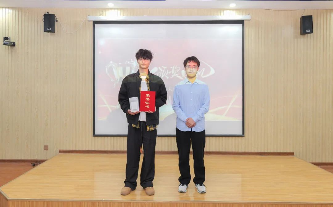 比赛颁奖1 比赛颁奖1